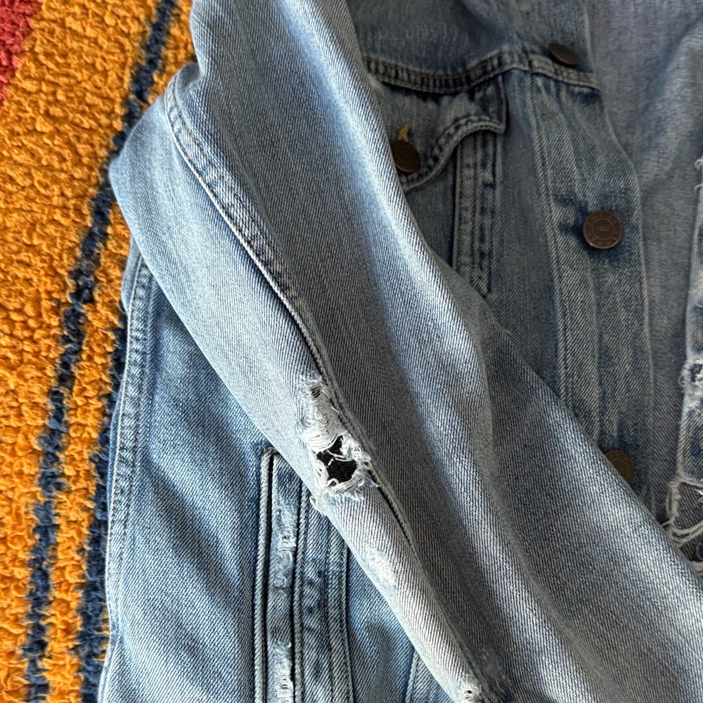 Able Blue Jean distressed denim Jacket - Picture 8 of 10